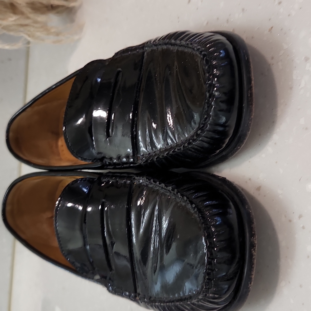 Sold - Picture 5 of 8